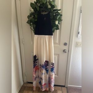 Vince Camuto dress size 6